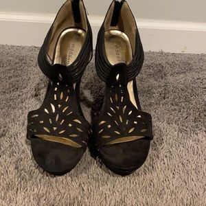 Madden girl size 10 wedges. Worn maybe once